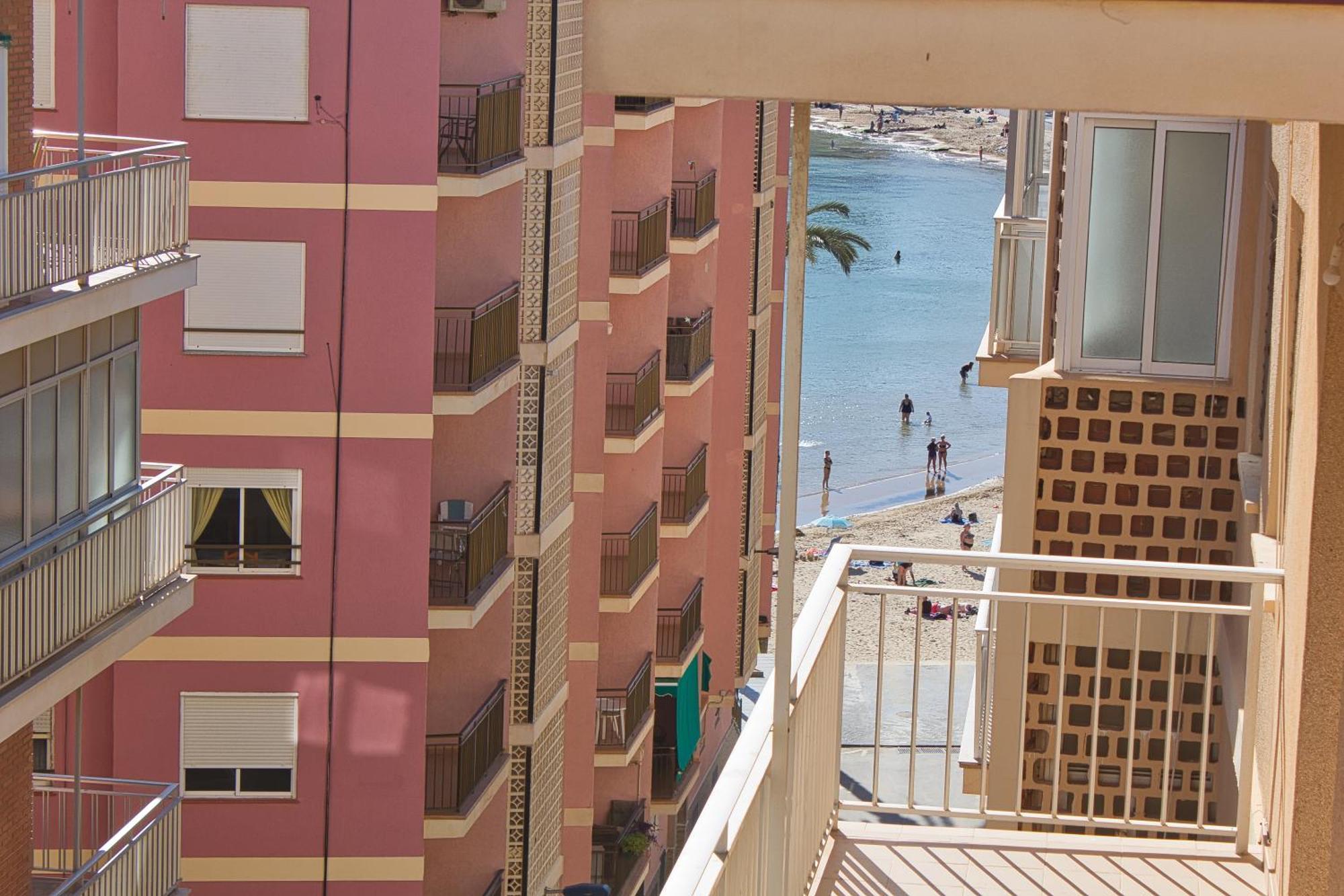Maravilloso Vistas Al Mar, En Primera Linea Playa Торевьиа Экстерьер фото